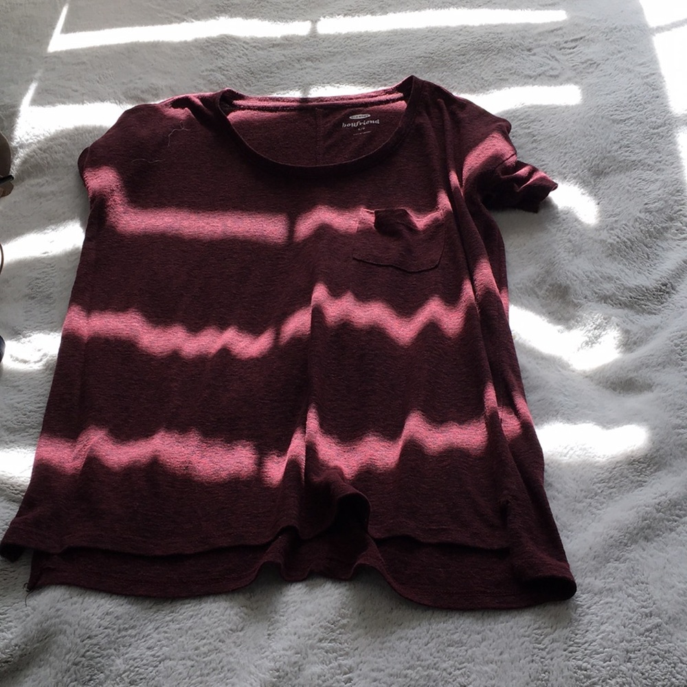 Old navy tee